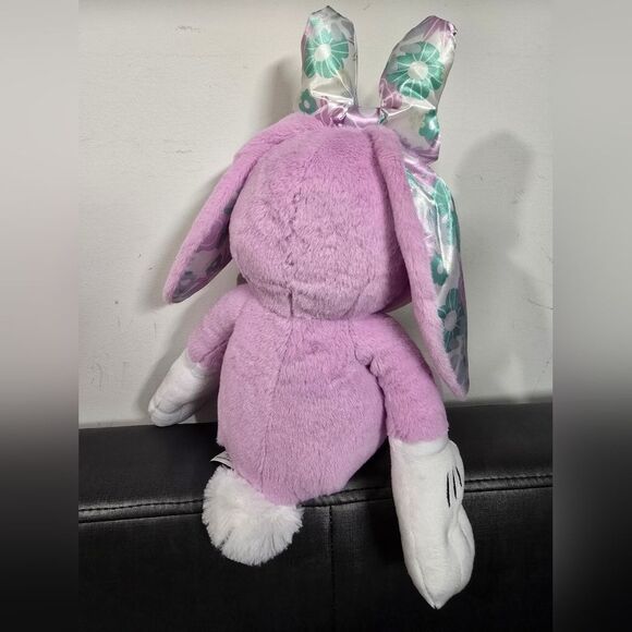 Officially Licensed Disney Minnie Mouse Easter Bunny Large Plush 17",  New - Picture 4 of 8